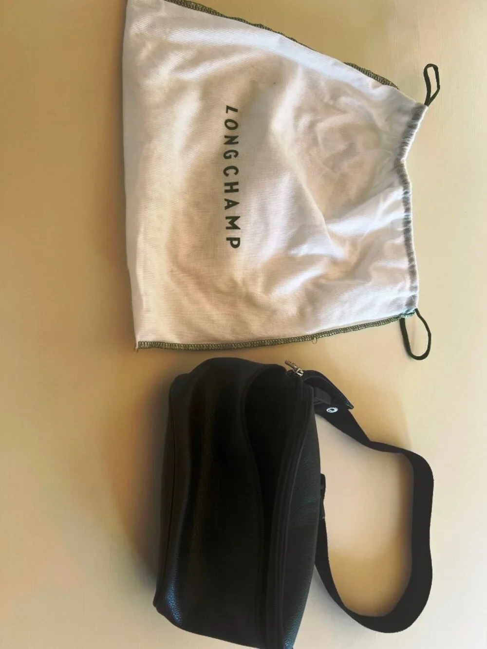 Longchamp Paris LE FOULONNÉ M BELT BAG Womens Black - Leather